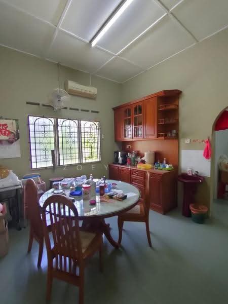 Bungalow House untuk Dijual di Kulai (Johor) - Zoey Lee - Dining Room - PropertyGuru.com.my