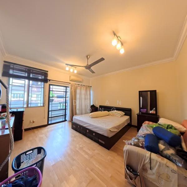2-storey Terraced House for Sale in Puchong (Selangor) - Adrian Leong - Bedroom - PropertyGuru.com.my