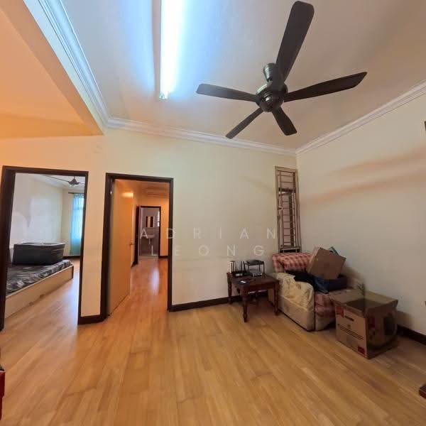 2-storey Terraced House for Sale in Puchong (Selangor) - Adrian Leong - Living Room - PropertyGuru.com.my
