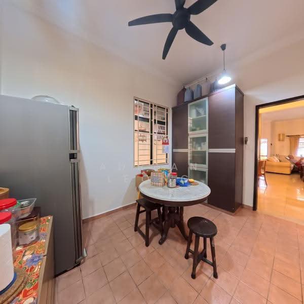 2-storey Terraced House for Sale in Puchong (Selangor) - Adrian Leong - Kitchen - PropertyGuru.com.my