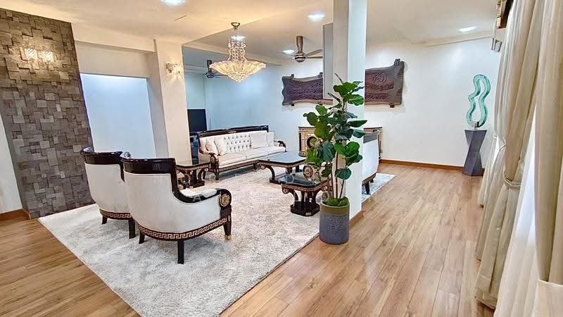 Semi-Detached House for Sale in Taman Melawati (Ulu Kelang) - NORFADILAH ZAINUDDIN - Living Room - PropertyGuru.com.my
