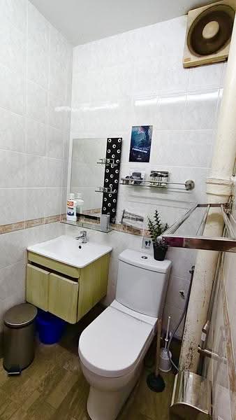 Semi-Detached House for Sale in Taman Melawati (Ulu Kelang) - NORFADILAH ZAINUDDIN - Bathroom - PropertyGuru.com.my