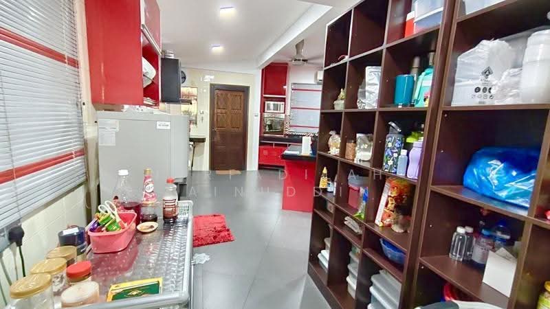 Semi-Detached House for Sale in Taman Melawati (Ulu Kelang) - NORFADILAH ZAINUDDIN - Kitchen - PropertyGuru.com.my
