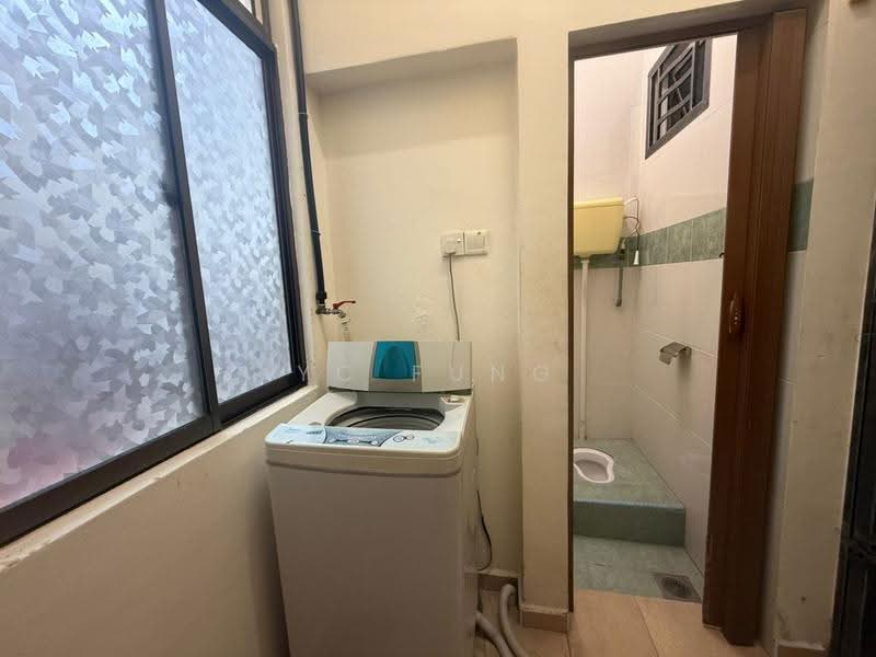 2-storey Terraced House for Rent in Taman Mount Austin (Tebrau) - YC Fung - Bathroom - PropertyGuru.com.my