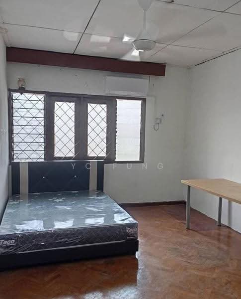 Rumah Teres 2-Tingkat untuk Disewa di Taman Pelangi (Johor Bahru) - YC Fung - Bedroom - PropertyGuru.com.my