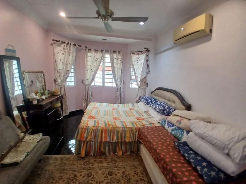 Semi-Detached House for Sale in SS14 (Subang Jaya) - KH Khoo - Bedroom - PropertyGuru.com.my
