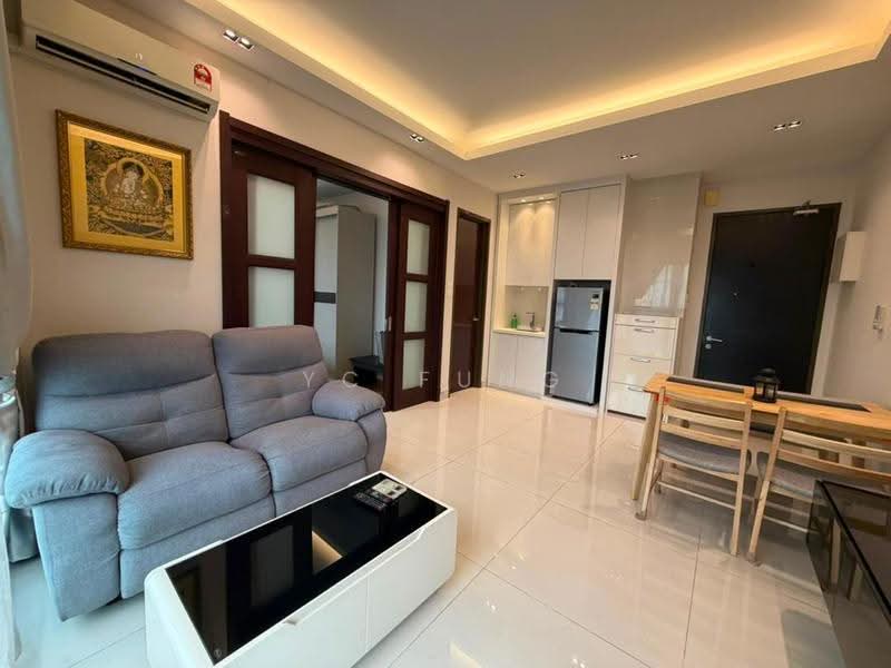 Kondominium untuk Disewa di Amberside @ Country Garden Danga Bay - YC Fung - Living Room - PropertyGuru.com.my