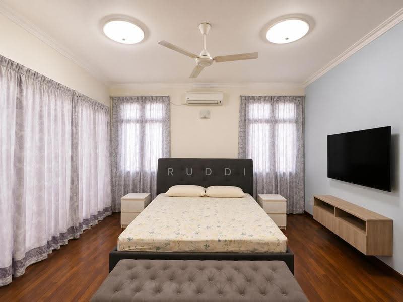 Semi-Detached House for Sale in Presint 15 (Putrajaya) - Amirruddin . - Bedroom - PropertyGuru.com.my