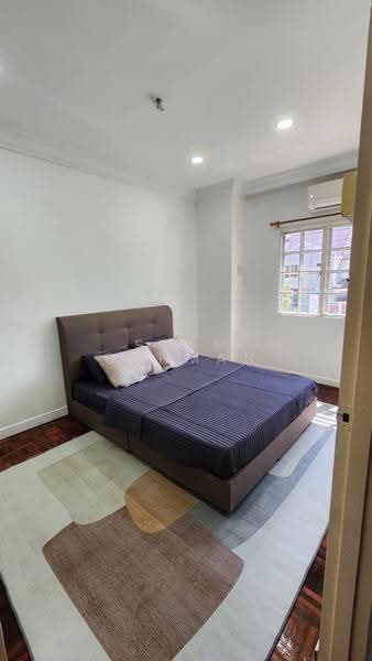 2.5-storey Terraced House for Sale in Taman Bukit Permai (Ampang) - Syah Othman - Bedroom - PropertyGuru.com.my