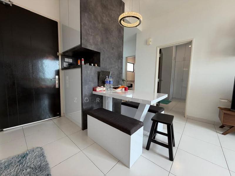 Service Residence for Sale at Sky View - Zora Gan - Dining Room - PropertyGuru.com.my