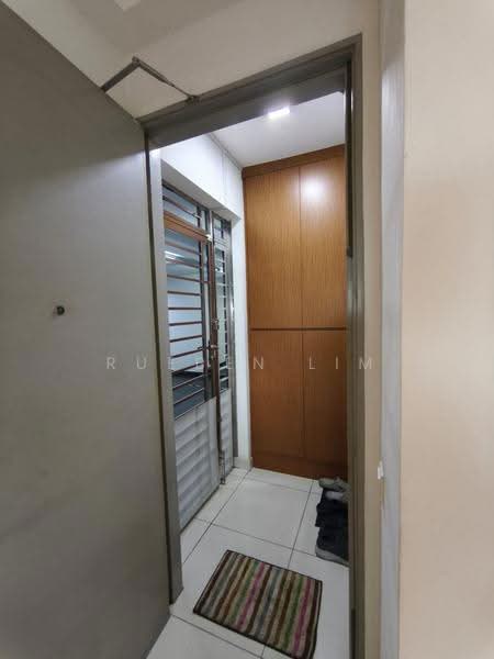Kediaman Servis untuk Dijual di Residences @ 1 Tebrau - Rueben Lim - Entrance - PropertyGuru.com.my
