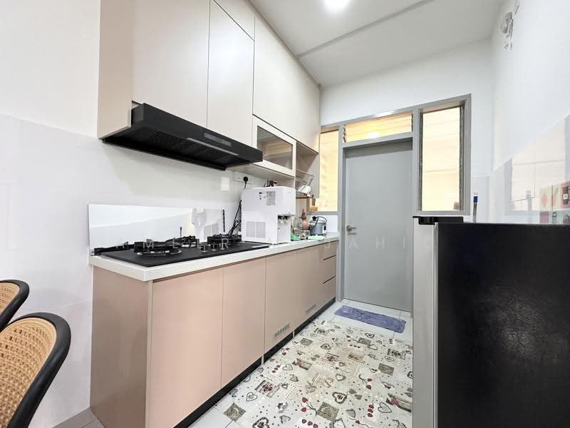 Kondominium untuk Disewa di Residensi Sakura - Ameer Mujahid - Kitchen - PropertyGuru.com.my