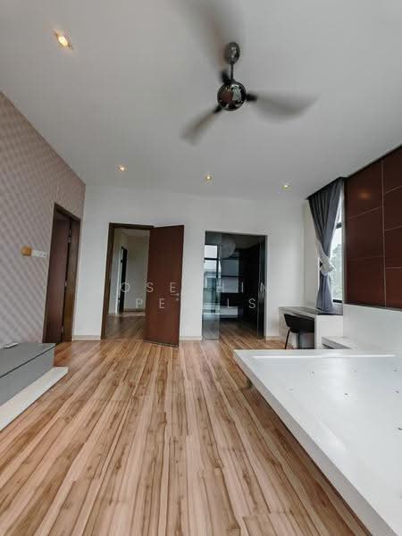 Semi-Detached House for Sale in Seri Kembangan (Selangor) - Josephine Pea LS - Bedroom - PropertyGuru.com.my