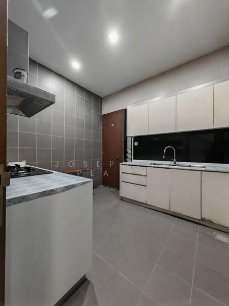 Semi-Detached House for Sale in Seri Kembangan (Selangor) - Josephine Pea LS - Kitchen - PropertyGuru.com.my