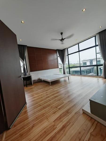 Semi-Detached House for Sale in Seri Kembangan (Selangor) - Josephine Pea LS - Bedroom - PropertyGuru.com.my