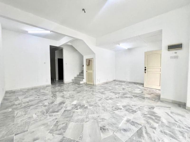 Rumah Teres 2-Tingkat untuk Dijual di Shah Alam (Selangor) - Fauran Nawawi - Living Room - PropertyGuru.com.my
