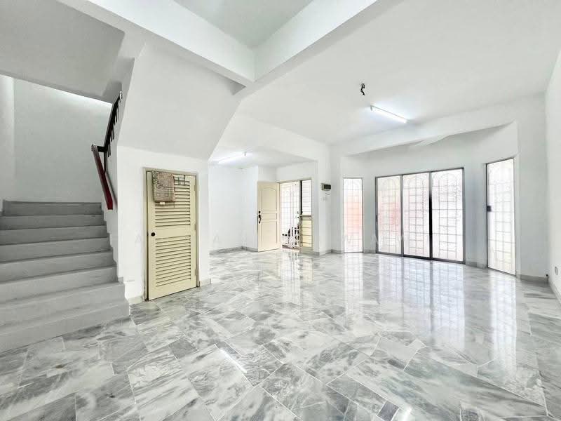 Rumah Teres 2-Tingkat untuk Dijual di Shah Alam (Selangor) - Fauran Nawawi - Interior - PropertyGuru.com.my