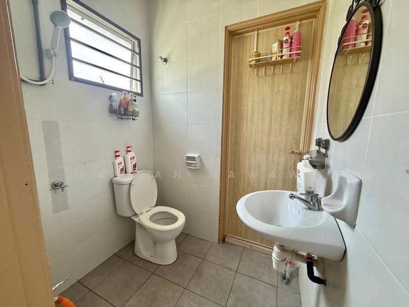 2-storey Terraced House for Sale in Jenjarom (Selangor) - Fauran Nawawi - PropertyGuru.com.my