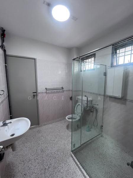 2-storey Terraced House for Rent in Taman Mount Austin (Tebrau) - Grace Ella - Bathroom - PropertyGuru.com.my