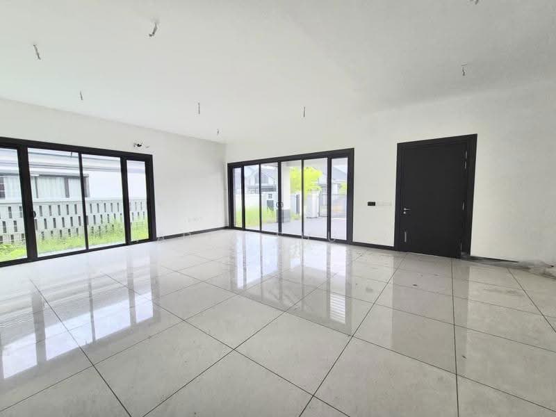 Semi-Detached House for Sale in Elmina (Shah Alam) - Nadia Shukri - Living Room - PropertyGuru.com.my