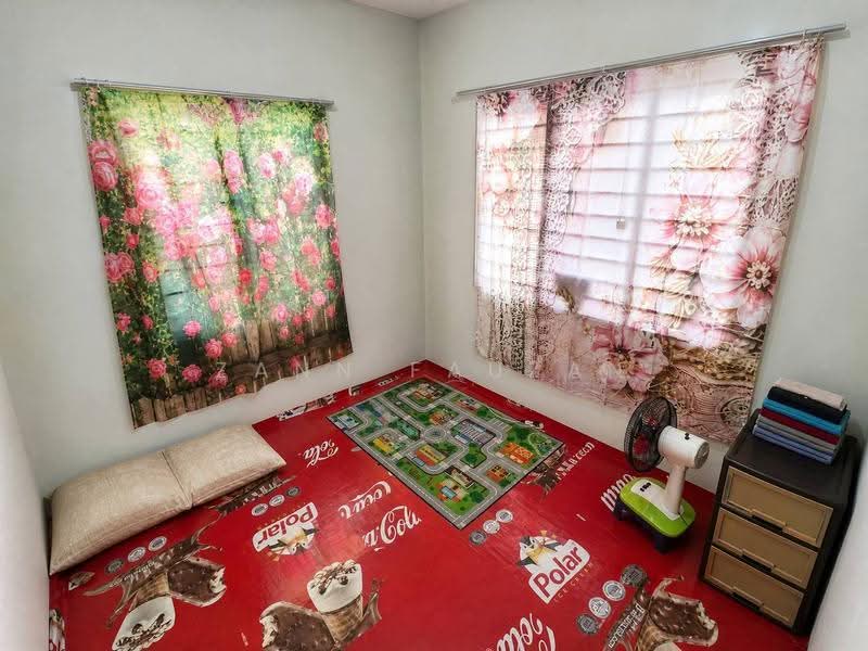 Apartment for Sale at Pangsapuri Mutiara Subang - Zann Fauzan - Bedroom - PropertyGuru.com.my