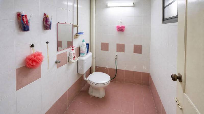 Apartment for Sale at Pangsapuri Mutiara Subang - Zann Fauzan - Bathroom - PropertyGuru.com.my