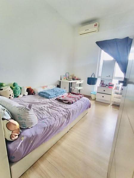Condominium for Sale at Anyaman Residence - Erin Yusof - Bedroom - PropertyGuru.com.my