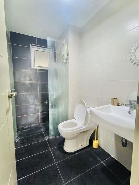 Condominium for Sale at Anyaman Residence - Erin Yusof - Bathroom - PropertyGuru.com.my