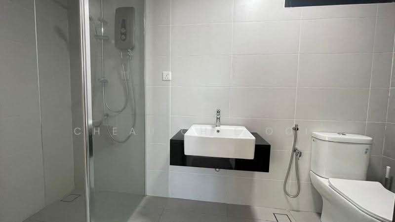 Kondominium untuk Disewa di Anggun Residences - Cheau Chie Ooi - Bathroom - PropertyGuru.com.my