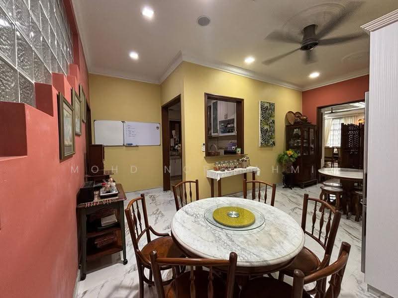 Bungalow House for Sale in Seksyen 8 (Kota Damansara) - Mohd Nor Fahmi - PropertyGuru.com.my
