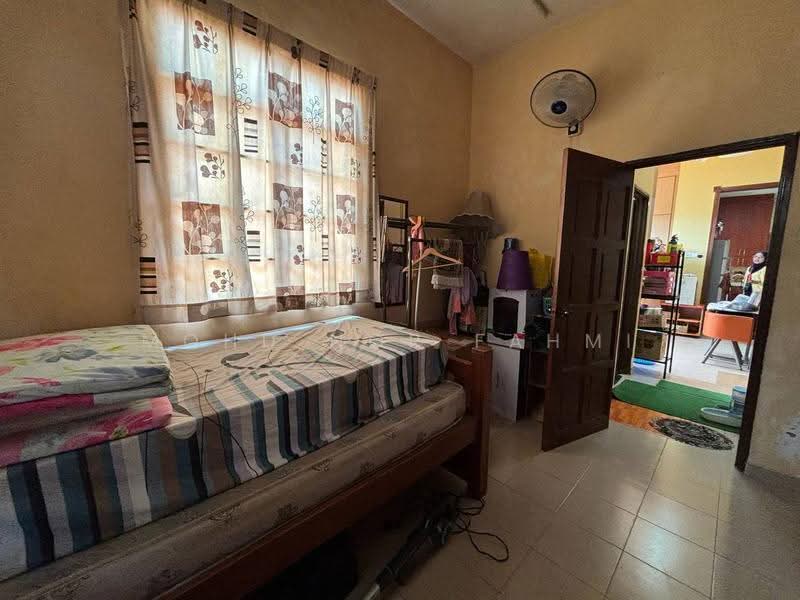 Bungalow House for Sale in Seksyen 8 (Kota Damansara) - Mohd Nor Fahmi - PropertyGuru.com.my