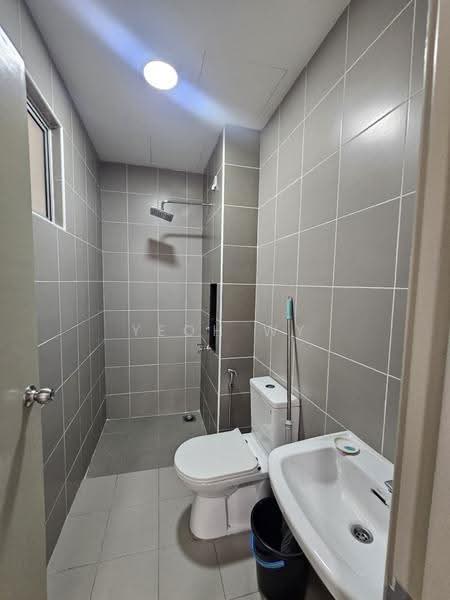 Pangsapuri untuk Disewa di Residensi Advena - Yeoh WY - Bathroom - PropertyGuru.com.my