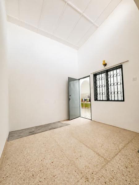 Rumah Teres 1-Tingkat untuk Dijual di Ayer Keroh (Melaka) - Joan Low - Interior - PropertyGuru.com.my