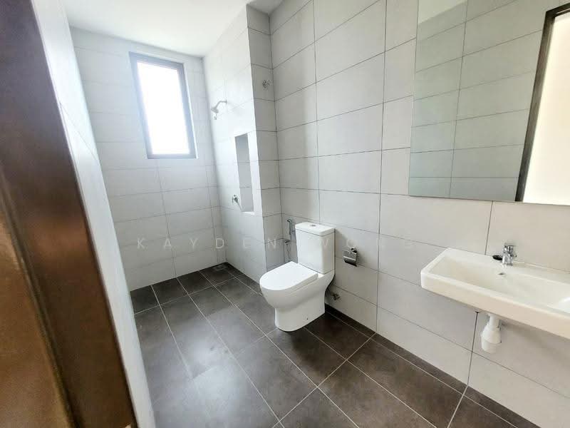 Rumah Kluster untuk Dijual di Bandar Bukit Puchong (Puchong) - Kayden Wong - Bathroom - PropertyGuru.com.my