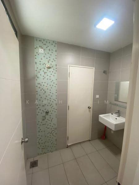 Rumah Teres untuk Disewa di Bandar Sri Sendayan (Negeri Sembilan) - Kah Hee Lim - Bathroom - PropertyGuru.com.my