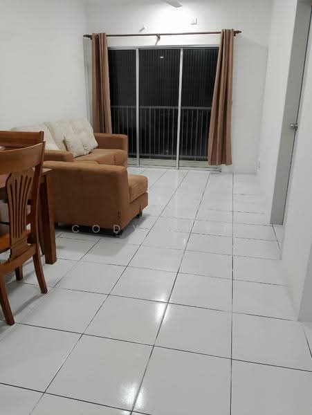 Kondominium untuk Disewa di Residensi Sateria - Cody Cher - Living Room - PropertyGuru.com.my