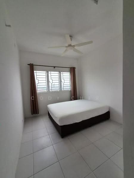 Kondominium untuk Disewa di Residensi Sateria - Cody Cher - Bedroom - PropertyGuru.com.my