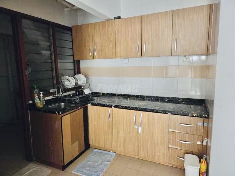 Pangsapuri untuk Disewa di Damai Apartment - Erin Yusof - Kitchen - PropertyGuru.com.my