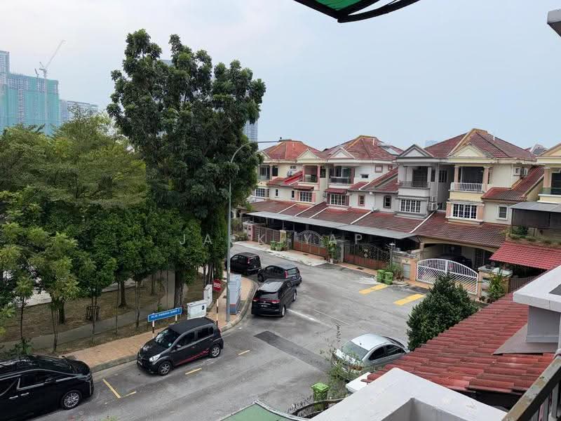 3-storey Terraced House for Sale in Laman Rimbunan (Kepong) - Jack Yap - Exterior - PropertyGuru.com.my