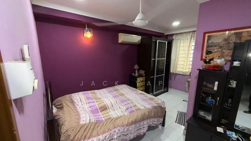 3-storey Terraced House for Sale in Laman Rimbunan (Kepong) - Jack Yap - Bedroom - PropertyGuru.com.my