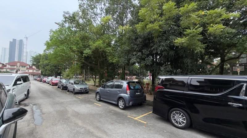 3-storey Terraced House for Sale in Laman Rimbunan (Kepong) - Jack Yap - Exterior - PropertyGuru.com.my