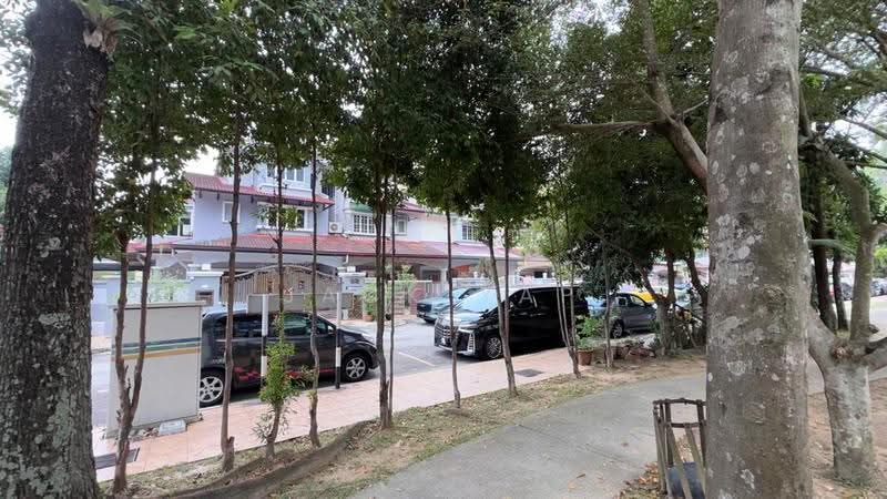 3-storey Terraced House for Sale in Laman Rimbunan (Kepong) - Jack Yap - Exterior - PropertyGuru.com.my