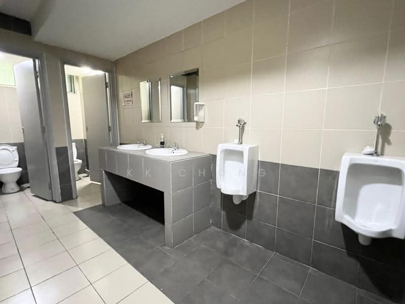 Office for Rent in Bandar Sri Damansara (Selangor) - KK Chong - Bathroom - PropertyGuru.com.my
