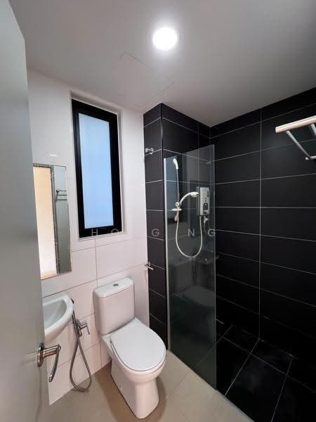 Kediaman Servis untuk Disewa di Paramount Utropolis - Hong Ng - Bathroom - PropertyGuru.com.my