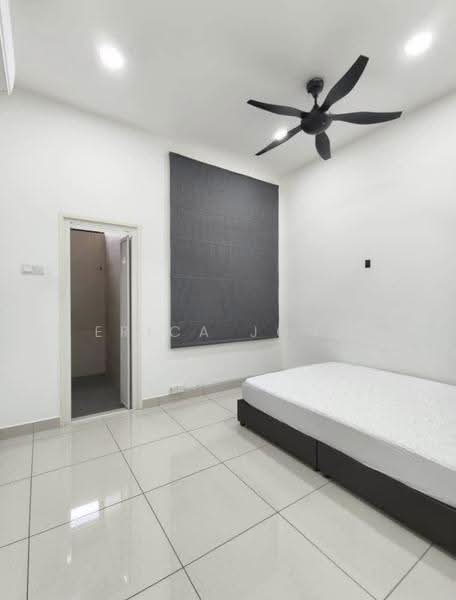 Rumah Teres 2-Tingkat untuk Dijual di Tebrau (Johor) - Erica Jong - PropertyGuru.com.my
