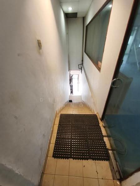 Office for Rent in Petaling Jaya (Selangor) - Desmond Tang - Corridor - PropertyGuru.com.my