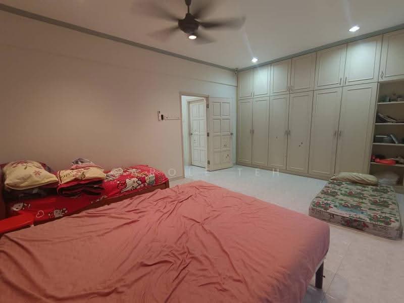 2-storey Terraced House for Sale in Taman Overseas Union (Taman Oug) (Jalan Klang Lama (Old Klang Road)) - Carole Teh - Bedroom - PropertyGuru.com.my