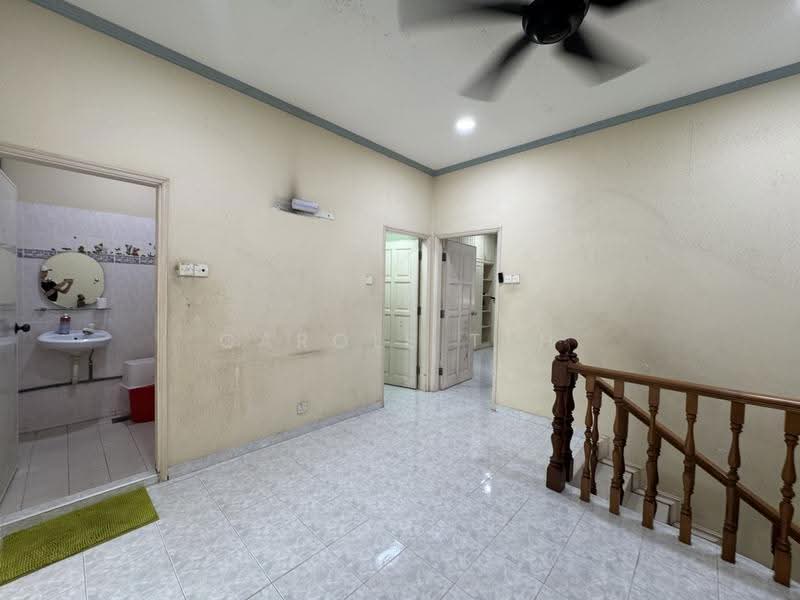 2-storey Terraced House for Sale in Taman Overseas Union (Taman Oug) (Jalan Klang Lama (Old Klang Road)) - Carole Teh - Bathroom - PropertyGuru.com.my