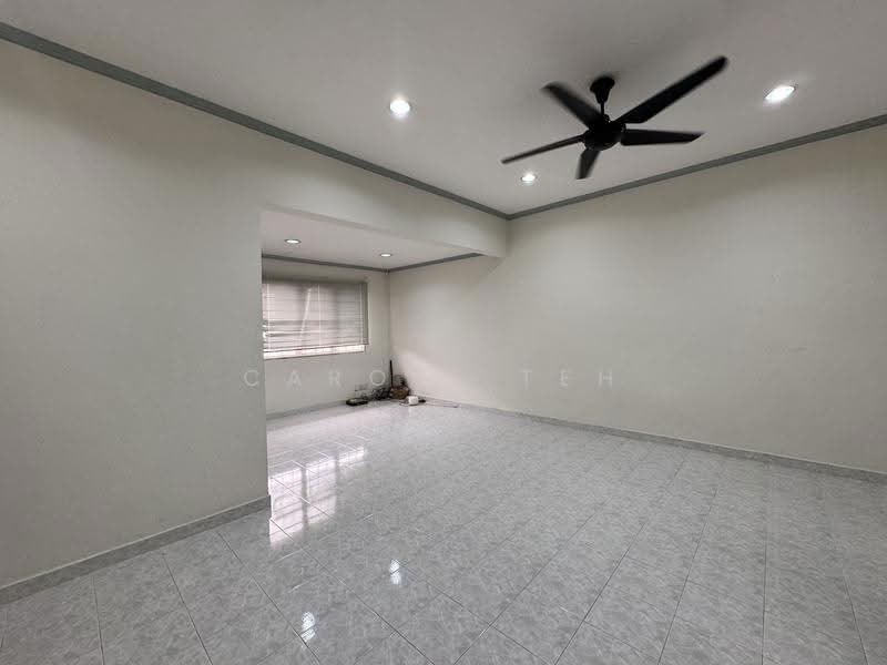 2-storey Terraced House for Sale in Taman Overseas Union (Taman Oug) (Jalan Klang Lama (Old Klang Road)) - Carole Teh - Living Room - PropertyGuru.com.my