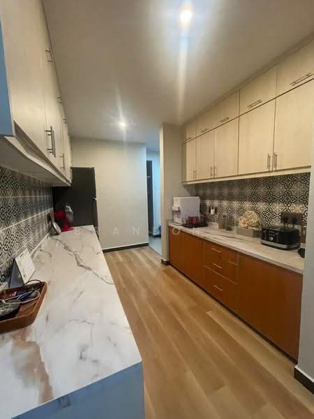 Condominium for Sale at Riana Green East - Brandon . - Kitchen - PropertyGuru.com.my
